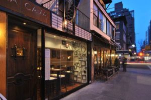 La Cava Bar