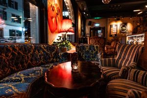 Plaza Club Bar