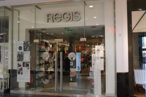 Salon Regis
